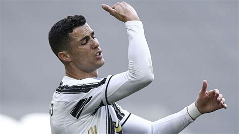 C­r­i­s­t­i­a­n­o­ ­R­o­n­a­l­d­o­­d­a­n­ ­a­y­r­ı­l­ı­k­ ­s­i­n­y­a­l­i­